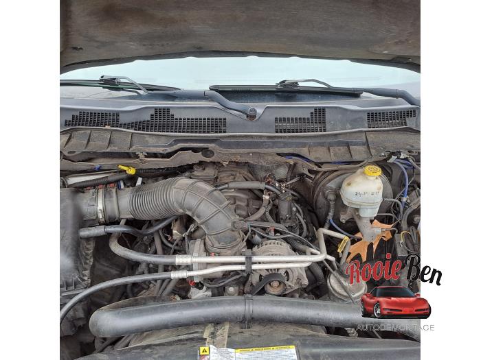 Dodge Ram 1500 5.7 V8 Hemi 1500 4x2 Unfallauto (2011, Schwarz)