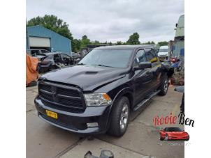 Dodge Ram 1500 5.7 V8 Hemi 1500 4x2 Unfallauto (2011, Schwarz)
