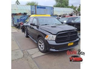 Dodge Ram 1500 5.7 V8 Hemi 1500 4x2 Unfallauto (2011, Schwarz)