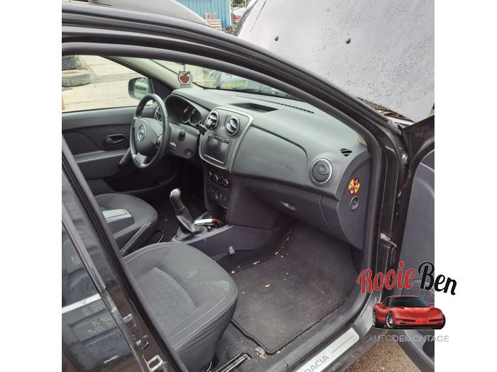 Dacia Logan MCV II/III/Sandero Wagon 0.9 TCE 12V Coche dañado (2014, Negro)