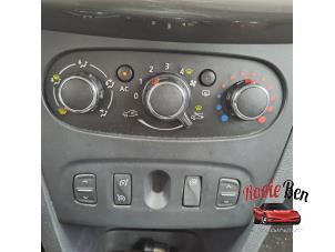 Dacia Logan MCV II/III/Sandero Wagon 0.9 TCE 12V Coche dañado (2014, Negro)