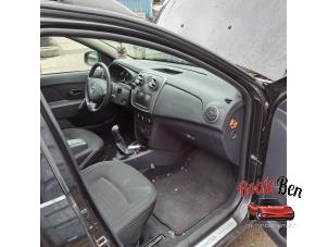 Dacia Logan MCV II/III/Sandero Wagon 0.9 TCE 12V Coche dañado (2014, Negro)