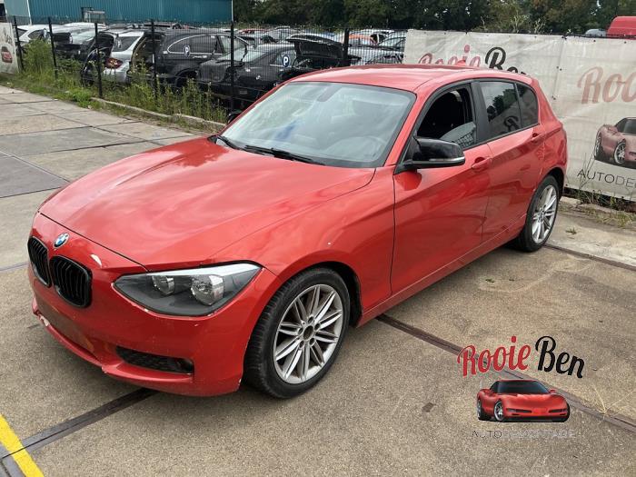 BMW 1-Serie Coche dañado (2012)