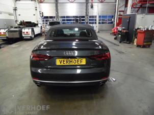 Audi A5 Cabrio 2.0 TFSI Mild Hybrid 16V Quattro Épave (2018, Gris)