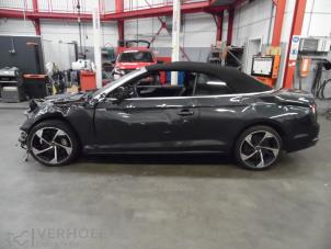 Audi A5 Cabrio 2.0 TFSI Mild Hybrid 16V Quattro Épave (2018, Gris)
