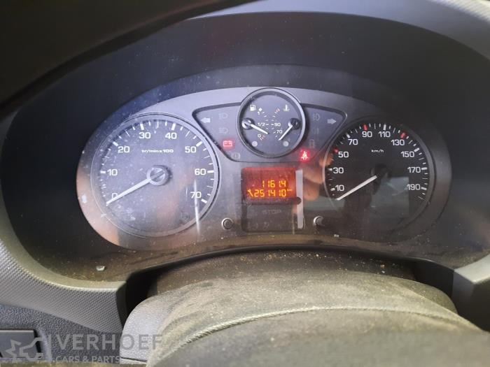 Citroen Berlingo 1.6 Hdi 75 16V Phase 1 Épave (2010, Blanc)