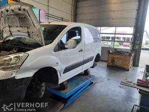 Citroen Berlingo 1.6 Hdi 75 16V Phase 1 Épave (2010, Blanc)