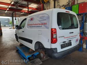 Citroen Berlingo 1.6 Hdi 75 16V Phase 1 Épave (2010, Blanc)