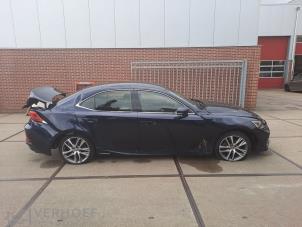 Lexus IS 300h 2.5 16V Vehículo de desguace (2018, Azul)