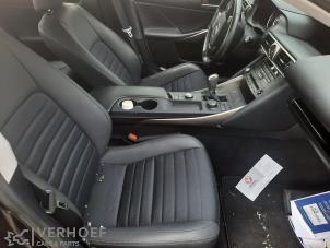 Lexus IS 300h 2.5 16V Vehículo de desguace (2018, Azul)