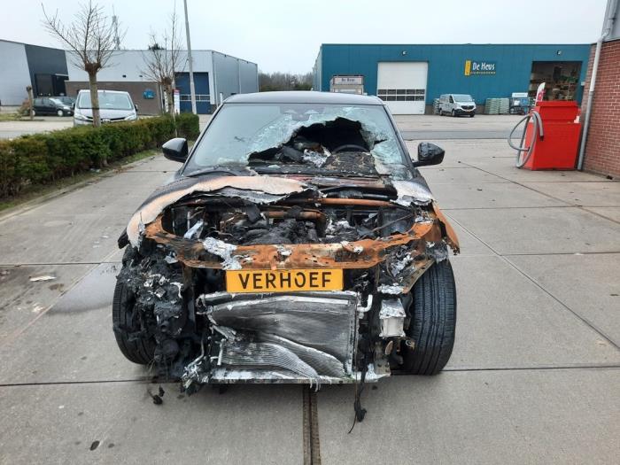 Landrover Range Rover Salvage vehicle (2021, Red)