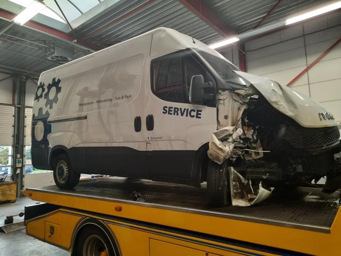 Iveco New Daily VI 33S15, 35C15, 35S15 Salvage vehicle (2016, White)