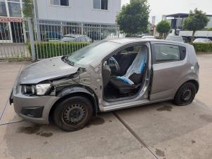 Chevrolet Aveo 1.3 D 16V Samochód złomowany (2013, Szary)