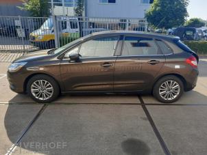 Citroen C4 Berline 1.6 16V VTi Épave (2011, Brun)