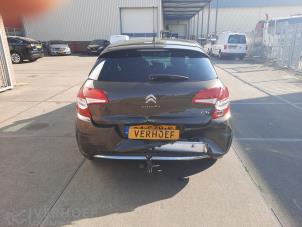 Citroen C4 Berline 1.6 16V VTi Épave (2011, Brun)