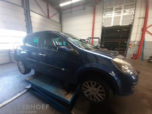 Renault Clio III 1.4 16V Épave (2007, Bleu)