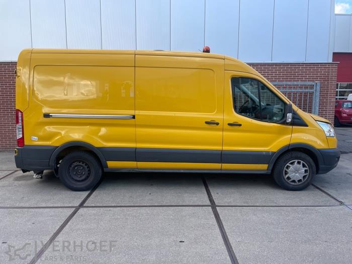Ford Transit 2.0 TDCi 16V Eco Blue 130 Samochód złomowany (2019, Zólty)