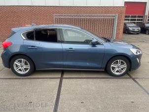 Ford Focus 4 1.0 Ti-VCT EcoBoost 12V 100 Épave (2019, Bleu)
