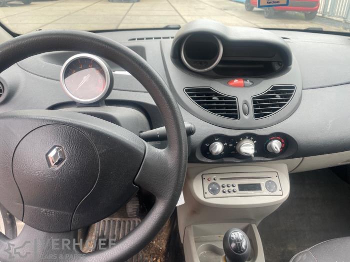 Renault Twingo II 1.2 Épave (2008, Gris)