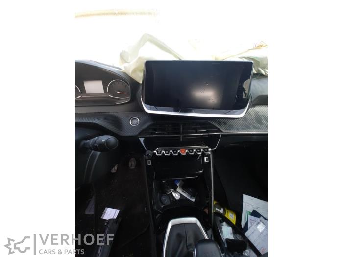Peugeot 2008 1.2 VTi 12V PureTech 130 Épave (2021, Gris)