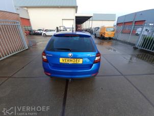 Skoda Rapid 1.0 TSI 12V Épave (2019, Bleu)