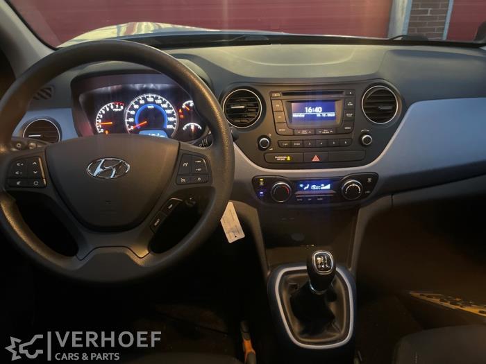 Hyundai i10 1.0 12V Épave (2016, Bleu)
