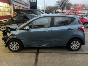 Hyundai i10 1.0 12V Épave (2016, Bleu)