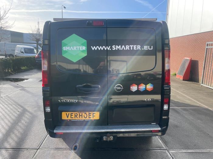 Opel Vivaro 1.6 CDTi BiTurbo Skrotfordon (2017, ZWART)