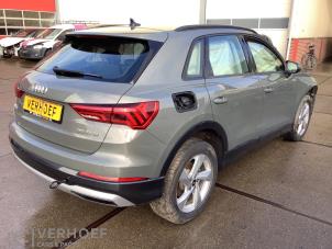Audi Q3 1.5 35 TFSI 16V Samochód złomowany (2019, Szary)