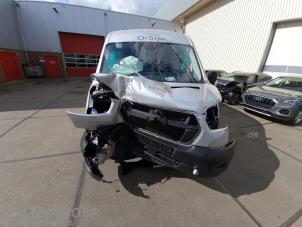Ford Transit Custom 2.0 TDCi 16V Eco Blue 130 Épave (2020, Gris)
