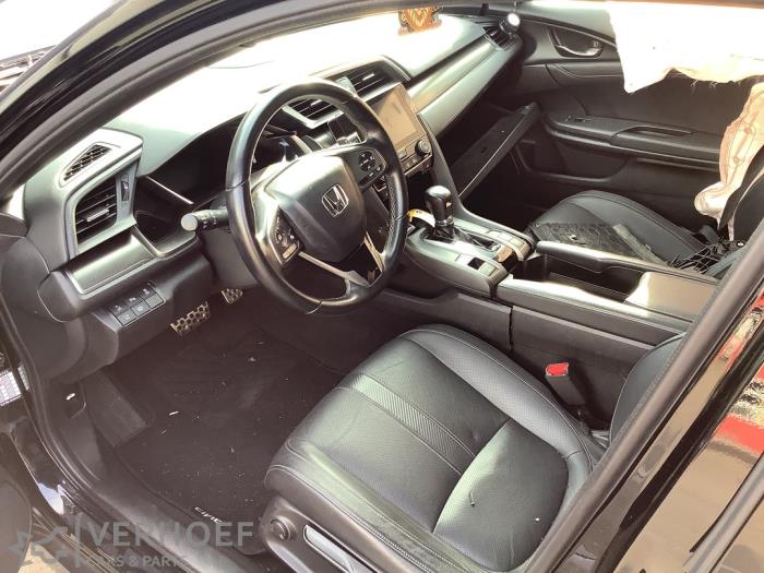 Honda Civic 1.0i VTEC Turbo 12V Épave (2018, Noir)