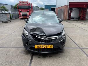 Opel Zafira Tourer 1.6 CDTI 16V ecoFLEX 136 Samochód złomowany (2013, Szary)