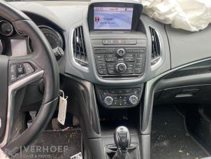 Opel Zafira Tourer 1.6 CDTI 16V ecoFLEX 136 Samochód złomowany (2013, Szary)