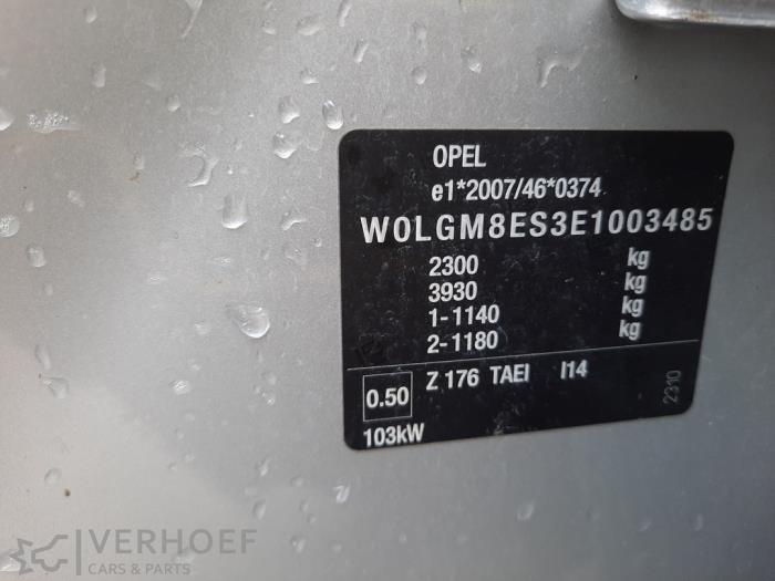 Opel Insignia Sports Tourer 2.0 CDTI 16V 140 ecoFLEX Samochód złomowany (2014, Szary)