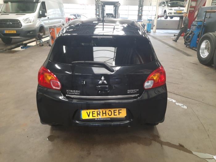 Mitsubishi Space Star 1.2 12V Épave (2014, Noir)