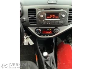 Kia Picanto 1.0 12V Samochód złomowany (2016, Czerwony)