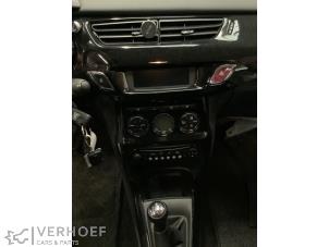 Citroen C3 1.4 16V VTi Samochód złomowany (2012, Szary)