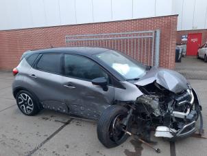 Renault Captur I 0.9 Energy TCE 12V Épave (2016, Gris)