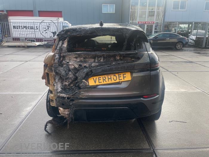 Landrover Range Rover Evoque II 2.0 P250 MHEV 16V AWD Samochód złomowany (2019, Szary)