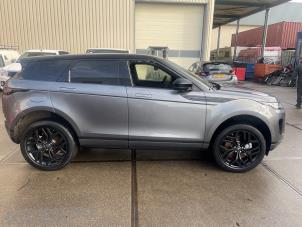 Landrover Range Rover Evoque II 2.0 P250 MHEV 16V AWD Samochód złomowany (2019, Szary)
