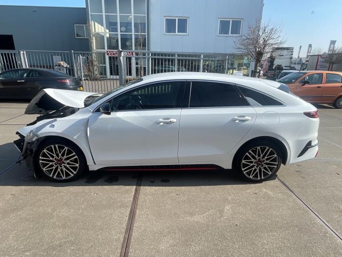 Kia Proceed 1.6 T-GDI 16V DCT Épave (2022, Blanc)