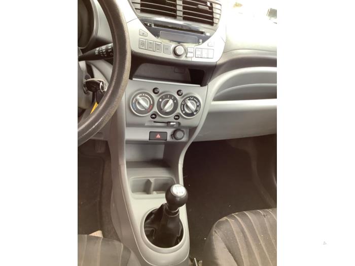 Nissan Pixo 1.0 12V Épave (2010, Gris)