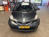 Toyota Aygo 1.0 12V VVT-i Skrotfordon (2005, GRIJS)