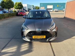 Toyota Yaris IV 1.5 12V Hybrid 115  (Salvage)