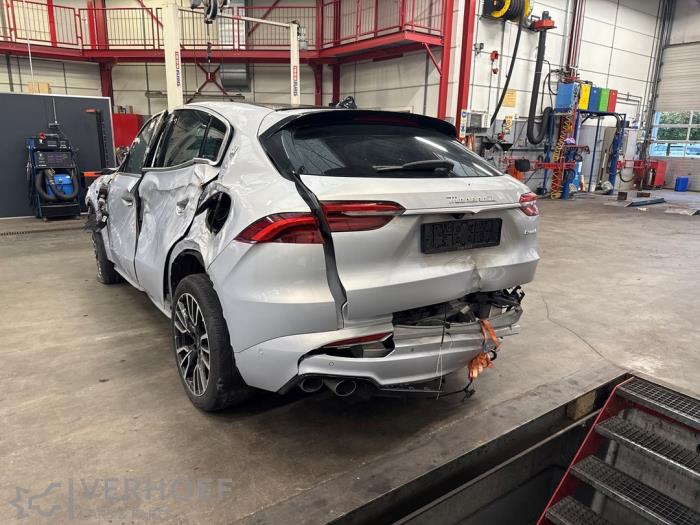 Maserati Grecale 2.0 GT MHEV Q4 16V Épave (2022, Blanc)