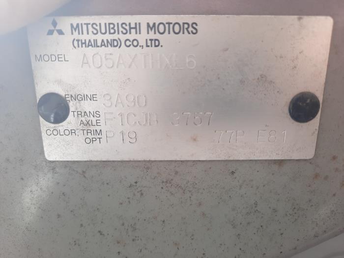Mitsubishi Space Star 1.0 12V Salvage vehicle (2015, Red)