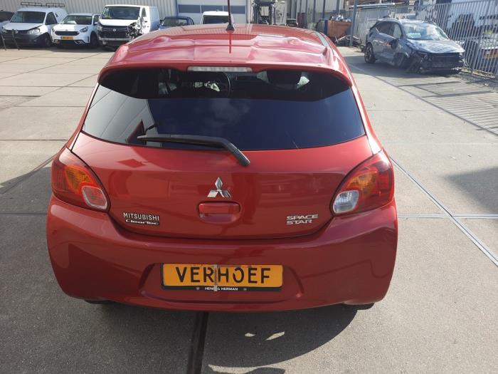 Mitsubishi Space Star 1.0 12V Salvage vehicle (2015, Red)