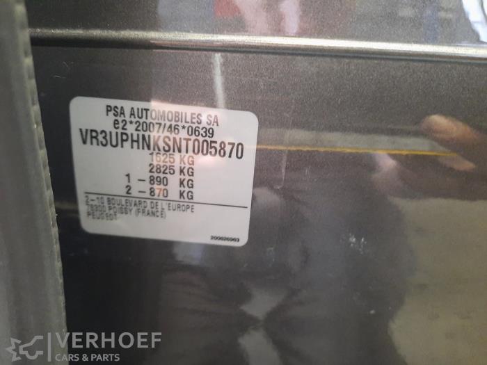 Peugeot 208 II 1.2 Vti 12V PureTech 100 Épave (2022, Gris)
