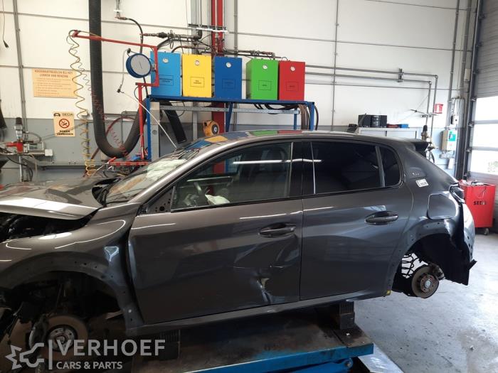 Peugeot 208 II 1.2 Vti 12V PureTech 100 Épave (2022, Gris)