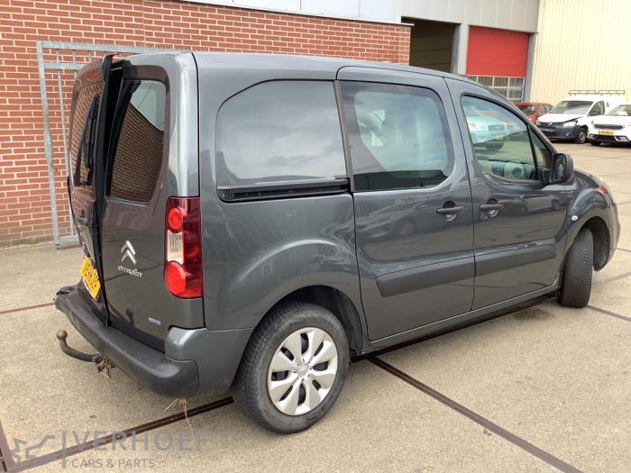 Citroen Berlingo 1.6 BlueHDI 75 Vehículo de desguace (2015, Gris)